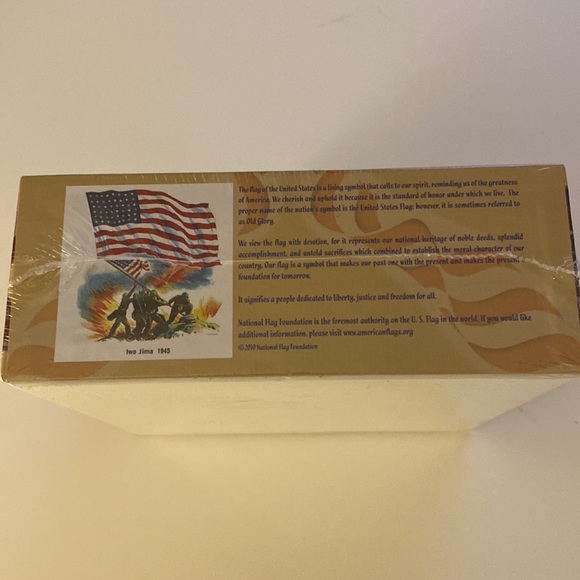 NWOT America’s Story Historic Puzzles: Evolution of The American Flag 550 Pieces - Picture 12 of 15
